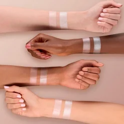 Discount 010 Highlight To Hell Highlighting Eyeshadow Oogschaduw