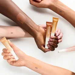 New 020 Warm Nude Under Eye Brightener Liquid Concealer