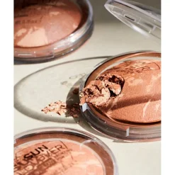 Online Sun Lover Glow 010 Sun-Kissed Bronze Bronzing Powder Bronzer
