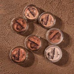 Clearance 10 Light Beige Mattifying Compact Powder Gezichtspoeder