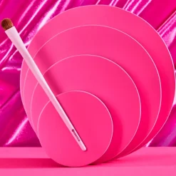 New 01 Throwing a Little Shade Eyeshadow Brush Make-Up Kwasten