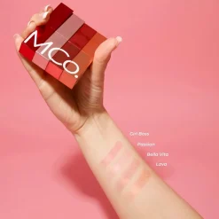 New Lava Sheer Tint Lipbalm Lipmake-Up