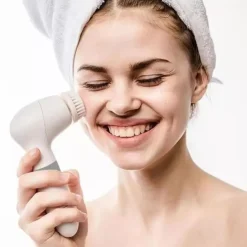 Sale UNIQ 4‑in‑1 Elektrische Gezichtsborstel Oplaadbaar Gezichtsreiniging